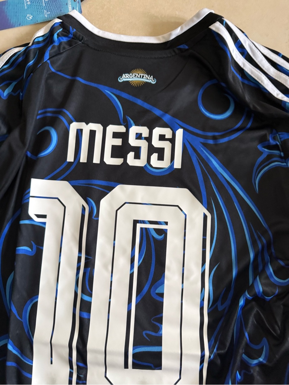 Adidas brand new soccer jersey world cup lionel messi long sleeve soccer jersey - Picture 8 of 9
